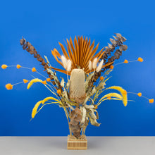 Load image into Gallery viewer, Dried Flower Bouquet Orange - &#39;Sunshine Valley&#39; (Floribana)
